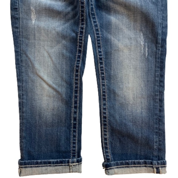 Miss Me Cuffed Capri Medium Wash NWT Size 26 - Picture 7 of 12